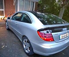 2004 Mercedes-Benz C-Class - Image 6/7