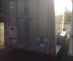 FOR SALE !!!!!! 10 ft- 5ft IVOR WILLIAMS BOX TRAILER £2;995 FIRM ON PRICE 