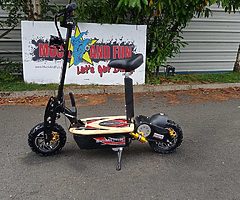 EVO Powerboard 60 KPH 2000 watt Mega scooter @ muckandfun - Image 9/9