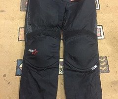 RST Motorbike Trousers Brand New Would Say 36" Waist 32" Leg £60 - Image 3/3