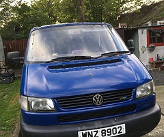 2003 Volkswagen Caravelle