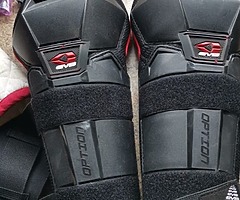 Motorcross knee pads