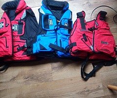 3life jacket £35