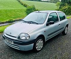 Renault Clio 1.2 petrol - MOT’D and low miles for age. - Image 5/5