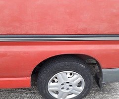 Toyota hiace 2.5 - Image 4/5