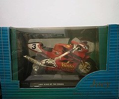 Joey Dunlop limited addition Model - Image 6/6