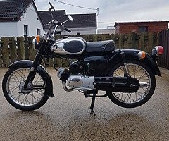 1968 Suzuki k90.