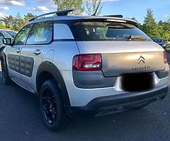 2014/15 Citroen C4 Cactus 1.6 HDI FEEL BLUE bluehdi 98bhp Silver low mileage manual diesel 19k miles - Image 7/9