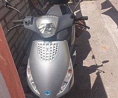 Piaggio 49cc - Image 4/5