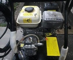 Rockworth pressure washer - Image 3/5