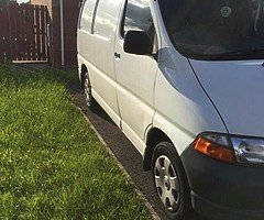 2002 Toyota Hiace