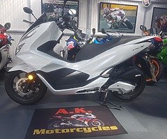 2018 Honda PCX125 *only 758 miles*