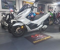 2018 Honda PCX125 *only 758 miles*