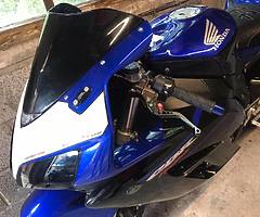 2005 Honda Cbr100rr fireblade