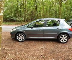 PEUGEOT 307 1.6 HDI 5 DOOR MANUAL 2007 . NCT NOV 2019 €2500 @ REDDY 2 DRIVE LTD MONASTEREVIN - Image 4/10