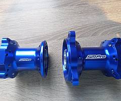 Husqvarna TC50 / KTM SX50 - blue SM Pro hubs - Image 6/6