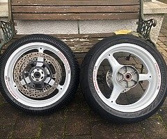 Honda CBR1000rr WHEELS/ RIMS with discs