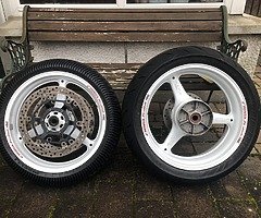 Honda CBR1000rr WHEELS/ RIMS with discs