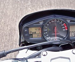 Hardly used Suzuki GSR600 K9 with only 4236 miles... - Image 7/9