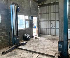 2 post single phase car lift