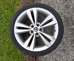 Skoda vrs 18 alloys