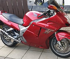 2000 Honda CBR 1100 SUPER BLACKBIRD - Image 6/6