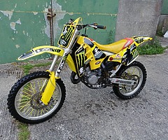 Suzuki RM125