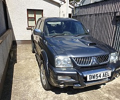 2005 Mitsubishi L200