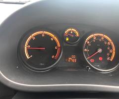 Opel corsa 2009 1.2 diesel wit NCT - Image 5/6