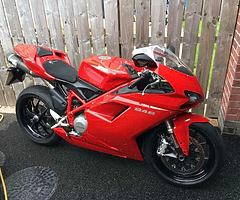 Ducati 848