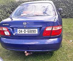 Nissan almera