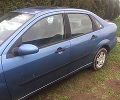 02 ford Focus 1.4 sunroof model