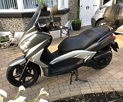 2014 yamaha xmax 250 low milage - Image 10/10