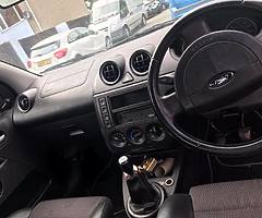 Ford fiesta zetec 05 plate