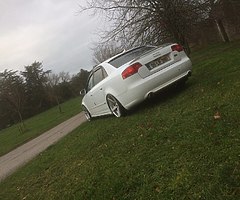 Audi A4 - Image 8/10