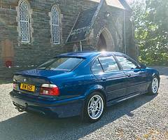 E39 BMW 525d Msport - Long MOT and full service history! Reg reads “RIW 525”