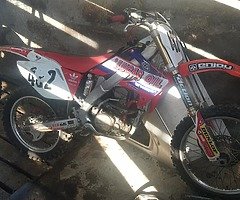 2005 crf 250 - Image 3/3