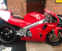 Vfr 750 rc45 replica, full years mot - Image 5/7