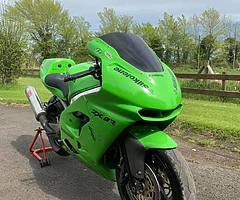 Kawasaki ZX9R