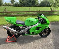 Kawasaki ZX9R - Image 4/4