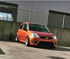 2004 Ford Fiesta