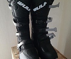 Wolf MotoX boots