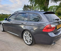 2008 BMW 330D M-SPORT 300bhp (PAN ROOF AUTO LEATHER I-DRIVE ECT) - Image 1/3