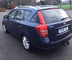 Kia ceed 2009 1.6crdi estate