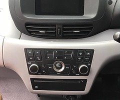 nissan tino - Image 7/8