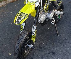 10TEN 140 Supermoto PIT BIKE (FINANCE/DELIVERY)