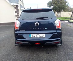 162 SsangYong Tivoli 1.6 Diesel Top-Spec (Taxed,Serviced,Warranty) - Image 8/10