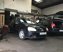 Vw golf mk5 breaking 1,9 diesel