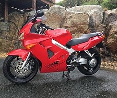 Honda vfr 800fi - Image 5/5