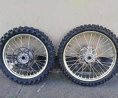 Crf wheels and exaust. - Image 10/10